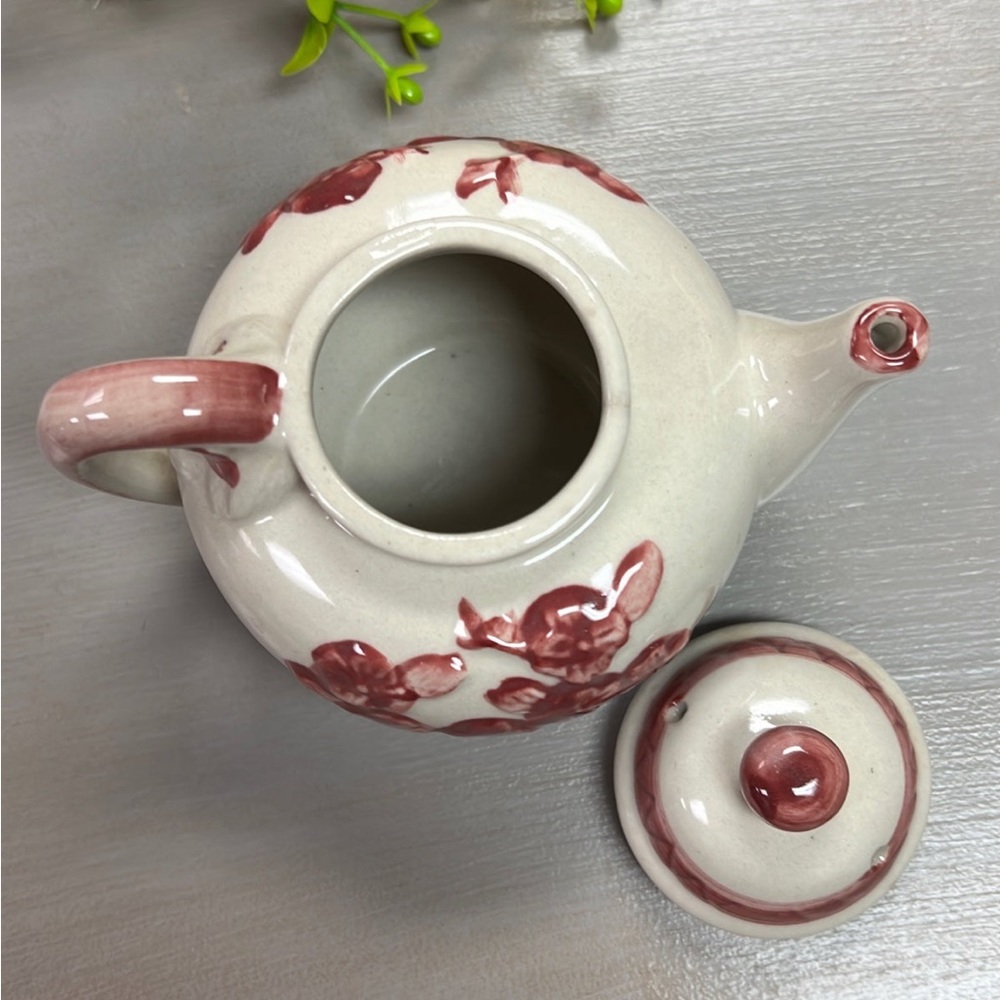 Tea Pot 🫖 - Picture 3 of 9